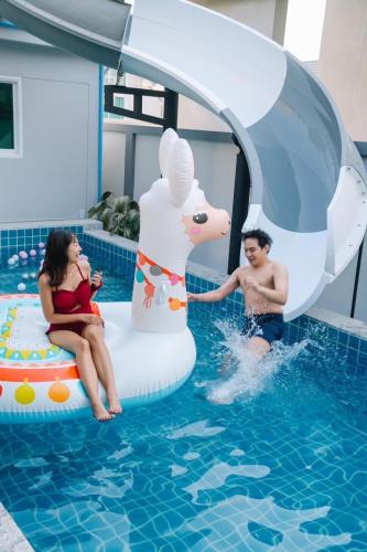 Cha-am House | บ้านบลูสกาย POOL VILLA Cha-am