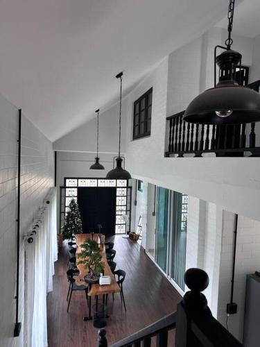 Rayong House | บ้านสมดุลมิตร Hidden Private White Brick House Rayong
