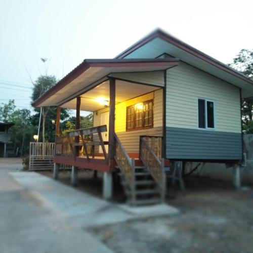 Wang Sam Mo House | บ้านสวนริมน้ำวังใหญ่ห้อง a4 วังสามหมอ อุดรธานี