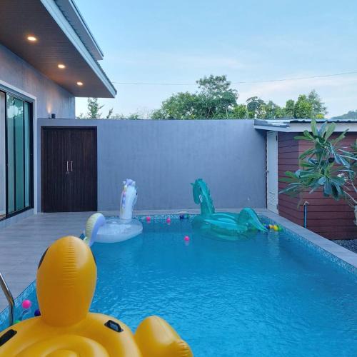 Sattahip House | ภูริญาพูลวิลล่า