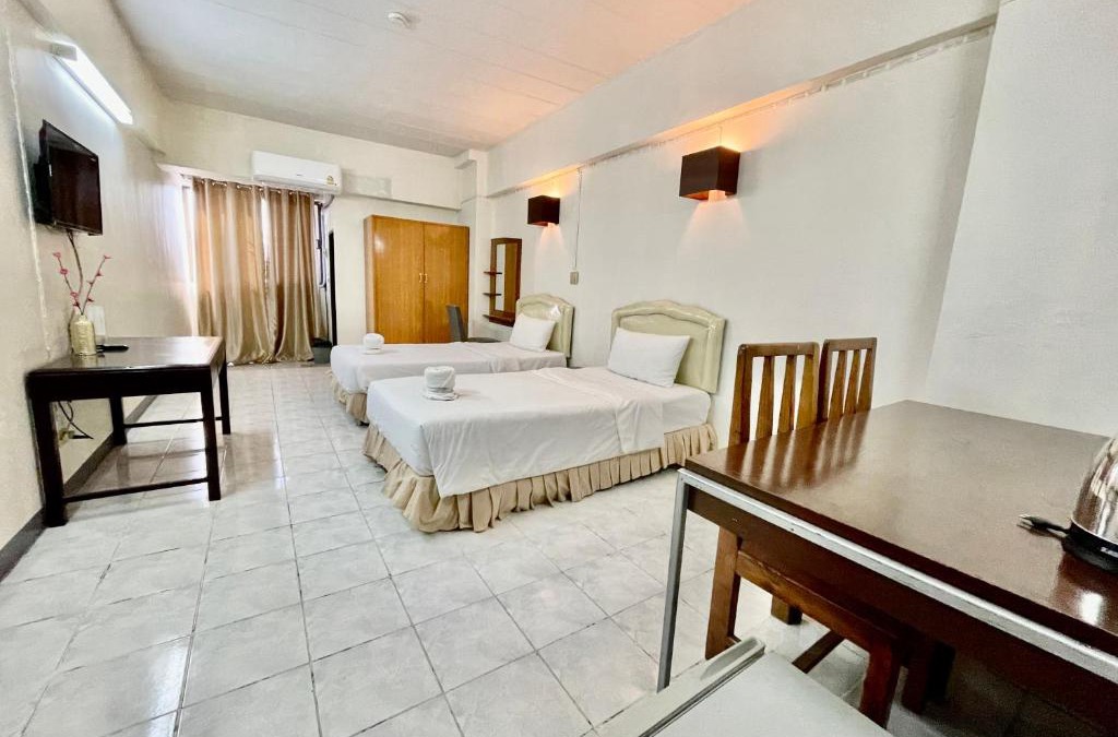 Bang Na Hotel | โรงแรมวินบางนา Win Bangna Hotel