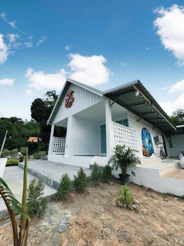Palian House | โล๊ะน้ำ วิลล่า