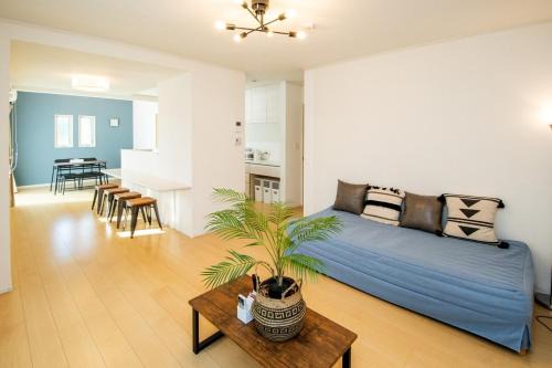 Urasaki Apartment | ちゅらパレス c