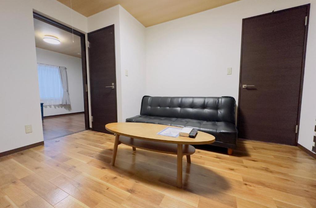 Shiroishi Apartment | リノベーション済み室内新築 Service Apartment Sapporoザ・ハウス4LDK86㎡