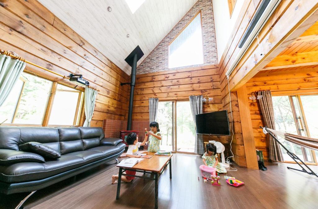 Tsuru House | ログハウスせせらぎ