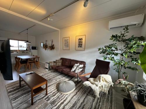 Toba Apartment | 伊勢志摩観光に最適 パールロードの玄関口 PAARU inn 2階B室 セルフチェックイン