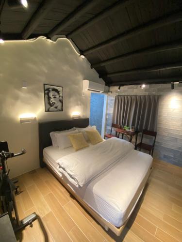 Tongxiao House | 內之島旅宿 House