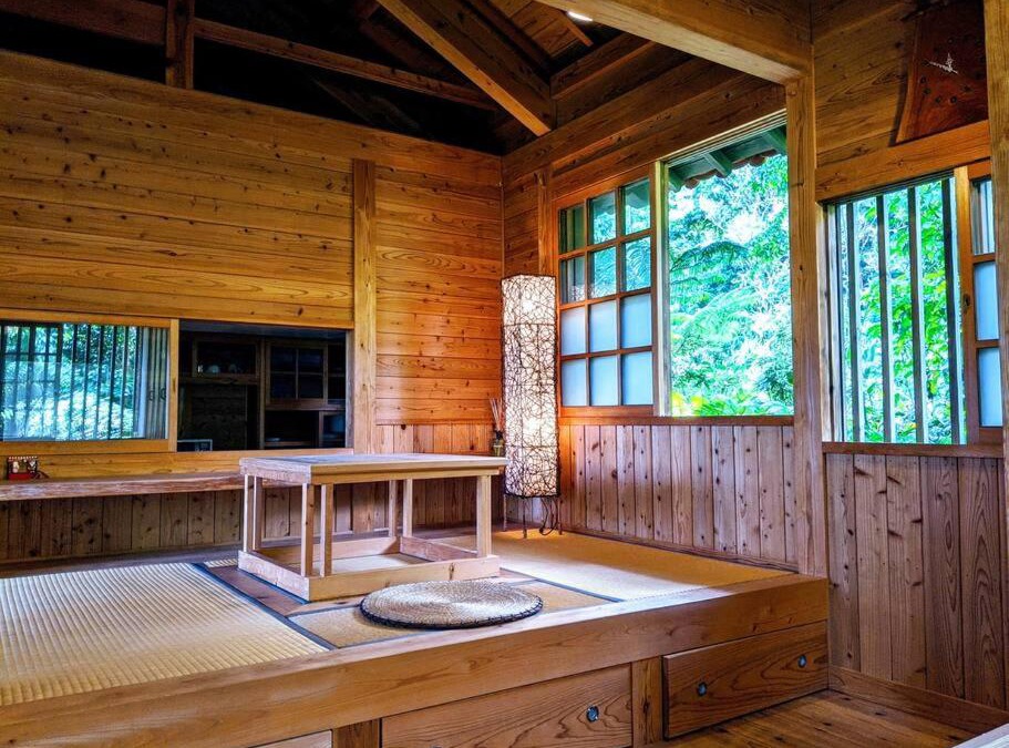 Motobu House | 【別邸 山猫】やんばるの隠れ家宿-１組限定