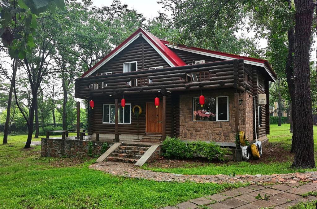 Beidaihe Villa | 北戴河海边森林木屋别墅