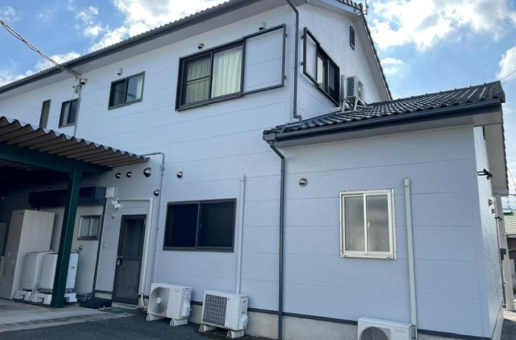 Saijo House | 合同会社ゲストハウス縁