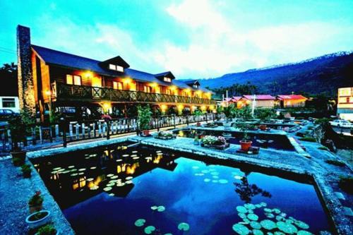 Gukeng Ski Chalet | 大湖底木屋民宿