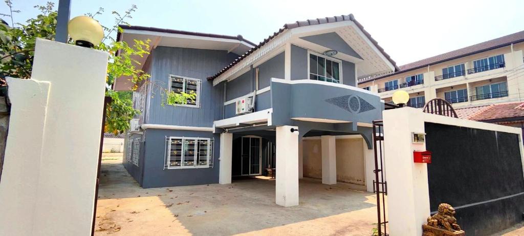 Wat Ket Villa | 度假露天三房别墅