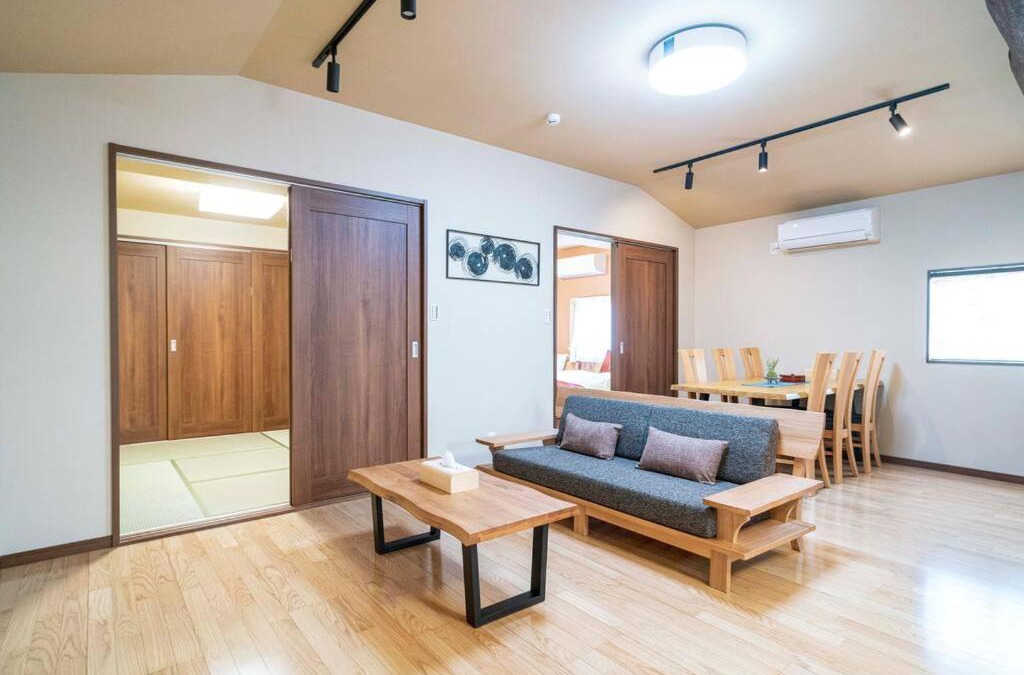 Koka Apartment | 朝ドラのロケ地 信楽焼きの窯元に泊まれます 無料駐車場有 4人まで宿泊可能