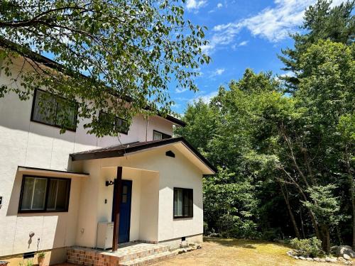 Azumino House | 森の中のおうちカフェベッドIntiGarden