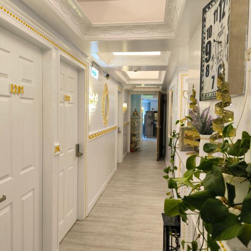Ximending Hostel | 橙舍二館 TW Hostel 2