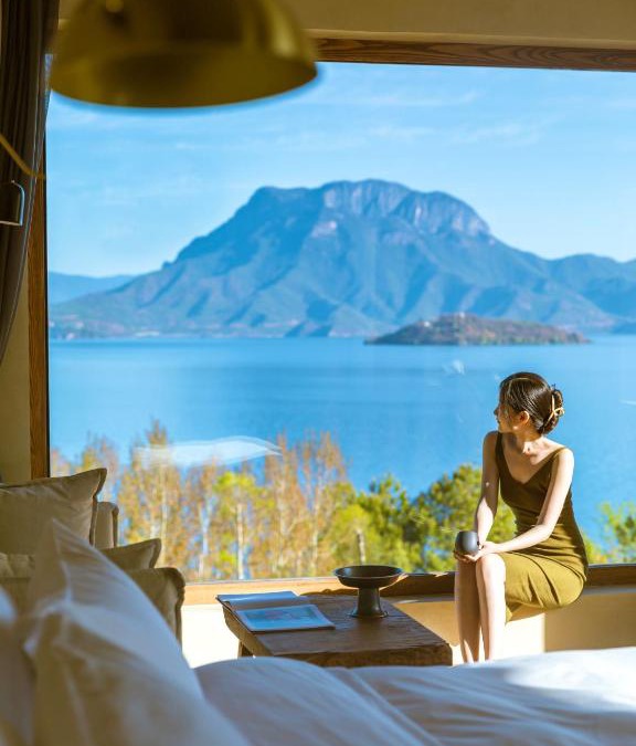 Lugu Lake - Ninglang Hotel | 泸沽湖千山继酒店 Lugu Lake Qianshanji Hotel