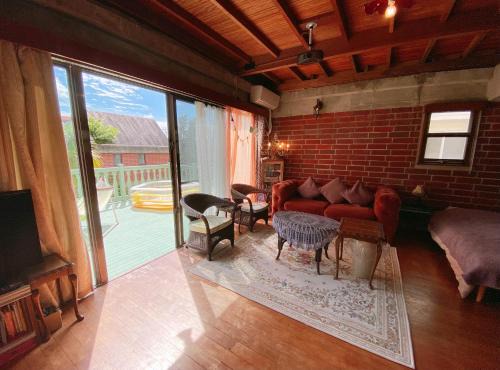 Nakama House | 猫とピアノと星空のリゾートブティックコテージ -Starry Forest Cottage Okinawa-