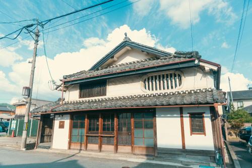 Sasayama House | 篠山城下町ゲストハウス quolo