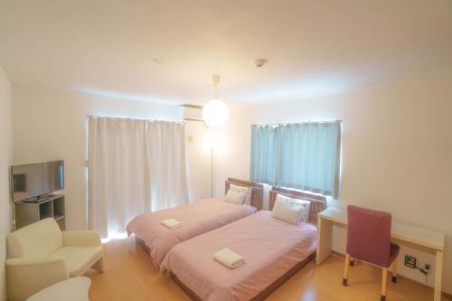 Kadena-cho Apartment | 読谷座喜味 l 静かな1DKアパート