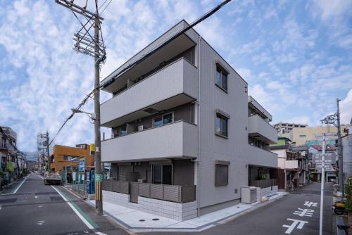 Higashiyodogawa Apartment | 震雲マンション103