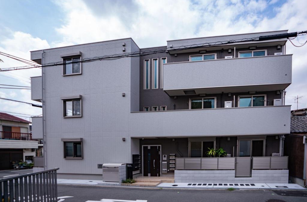 Higashiyodogawa Apartment | 震雲マンション105