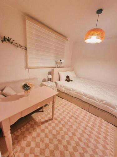 Myonmok-tong Villa | 다온일공일