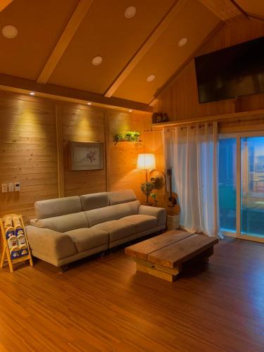 Yongpyeong House | 스테이 편차