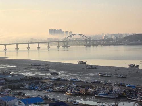 Seocheon Apartment | 힐링타임