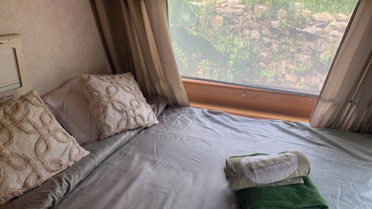 Paredes de Coura House | 0 bedroom caravan for up to 2 people with swimming pool and barbecue.
