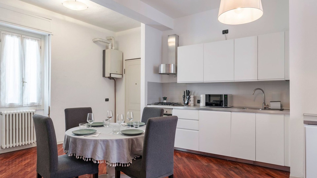 Crocifissa di Rosa Apartment | 035BS- Menotti Apartment