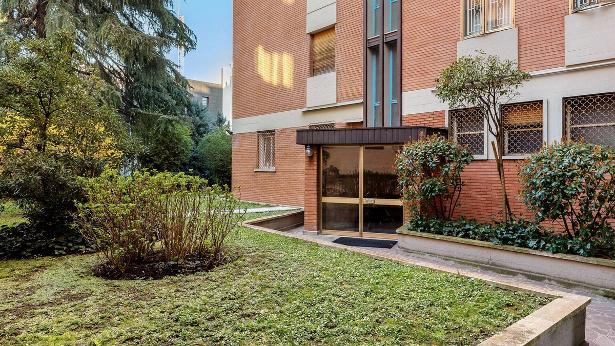 Navile Apartment | 051 Living apartment within walking distance of downtown and FS station