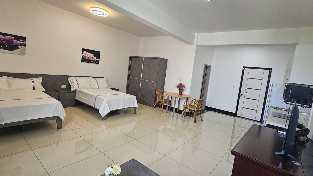 Santa Rosa Apartment | 06-Experience contemporary luxury at Prince APT, 20-minute stroll from the beach