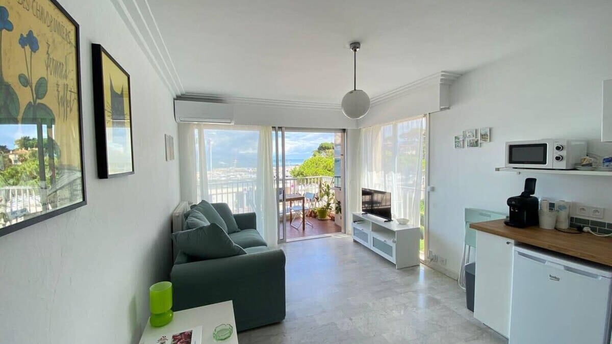 Cap-d'Antibes Apartment | 06AT2 - Cosy seaside T2 ideally located