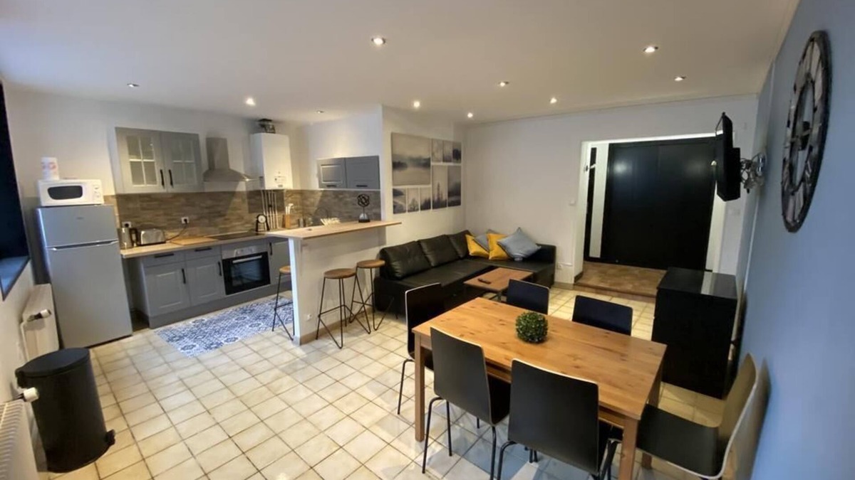 Cret de Roc Apartment | 09 CHIC & COSY GRAND APPART 4 PIÈCES 75m2 HYPERCENTRE WIFI SMART TV NETFLIX
