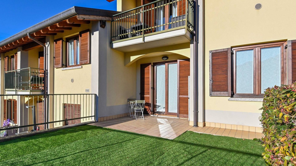 Costa Volpino Apartment | 0905BG - Casa Pierina