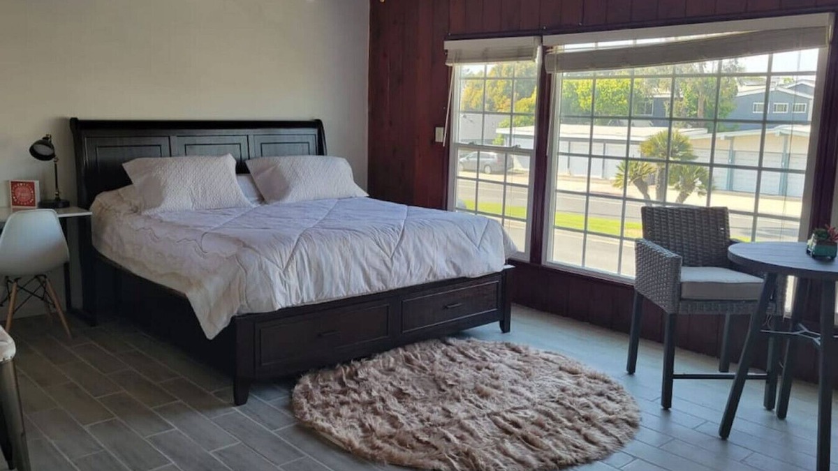East Manhattan Beach Apartment | 1.3M To Beach | Close To LAX & Park | Pets #3