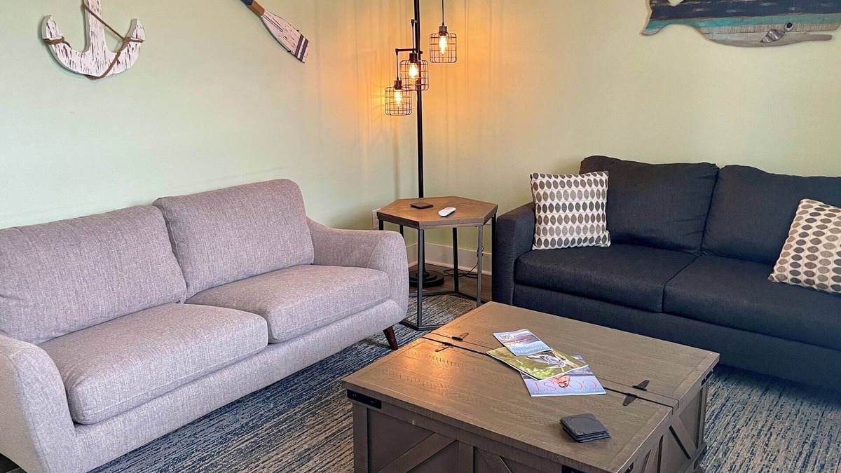 San Jacinto Apartment | 1.5 blks to beach. Pet friendly unit close to cruise terminal/local attractions