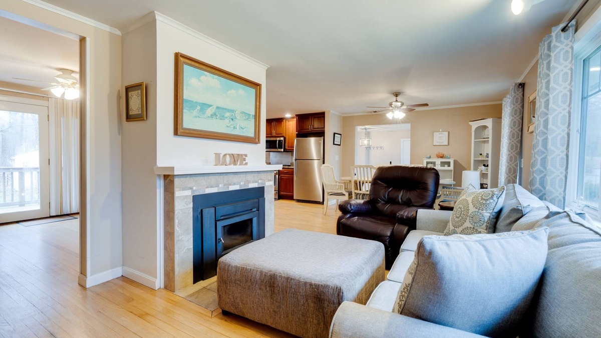 East Greenwich House | 1 Acre, Central Air, Firepit, Fenced Yard, Patio, Dishwasher, Washer/Dryer