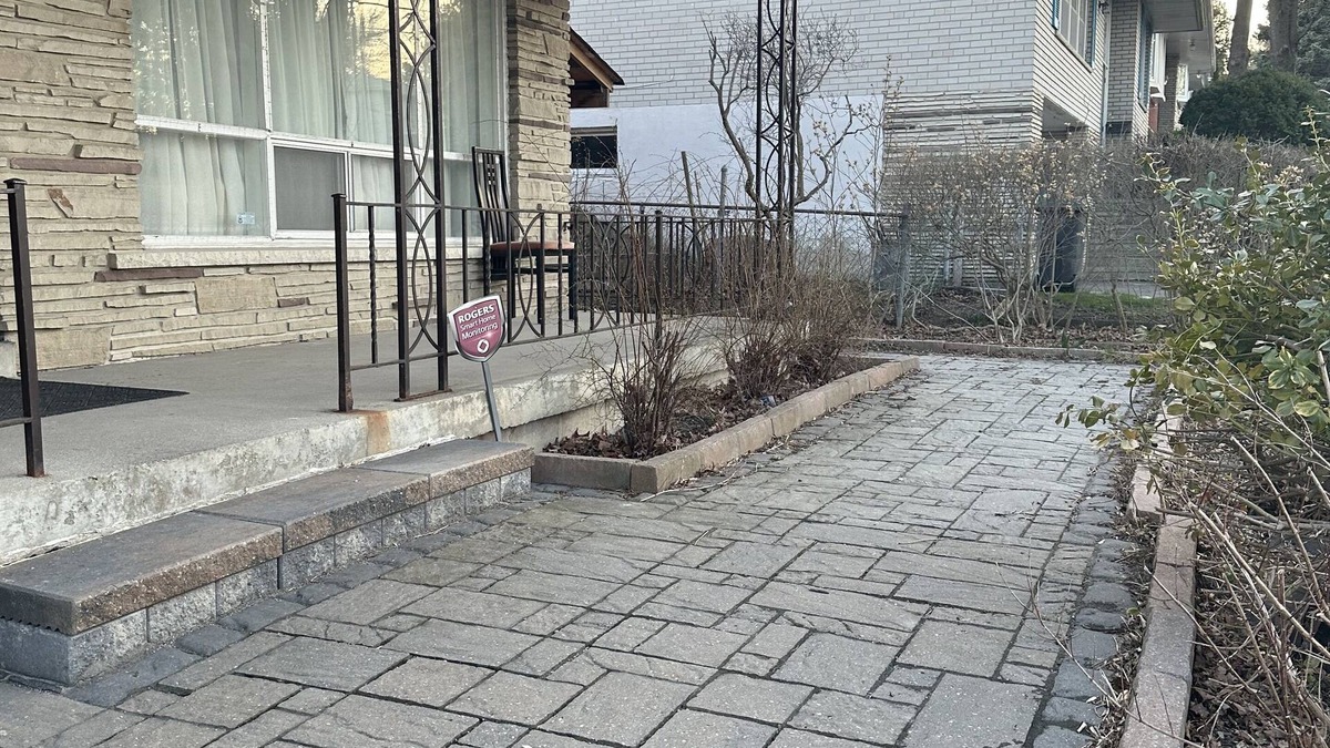 Bayview Woods - Steeles Apartment | 1 Bdr Apartment : TTC/SUBWAY Access