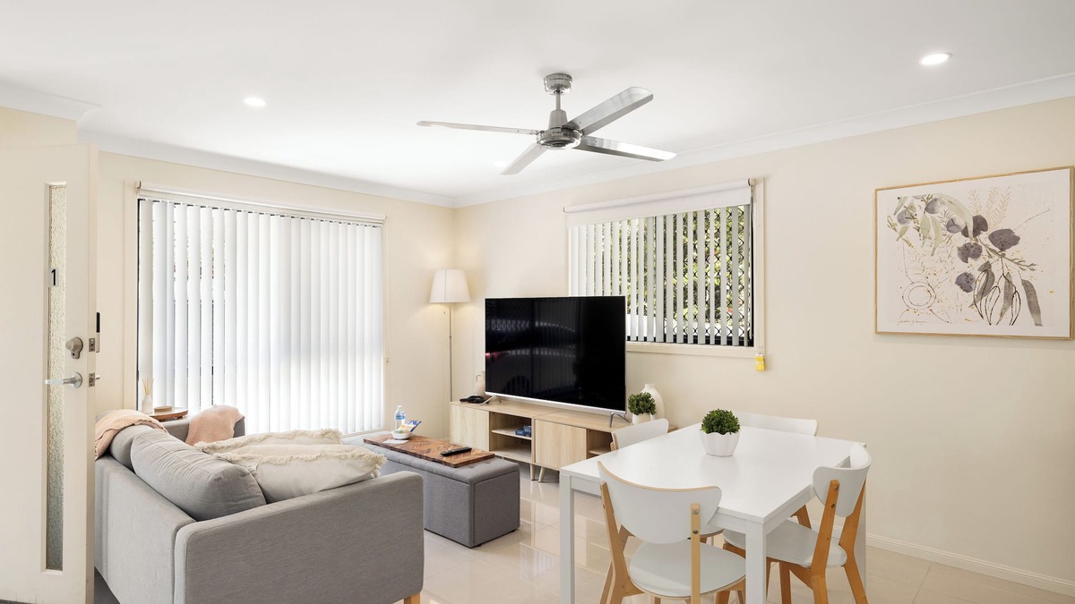 Sunnybank Apartment | 1 Bdr Apt! Clean with 2 Parking Spaces! 1144D1