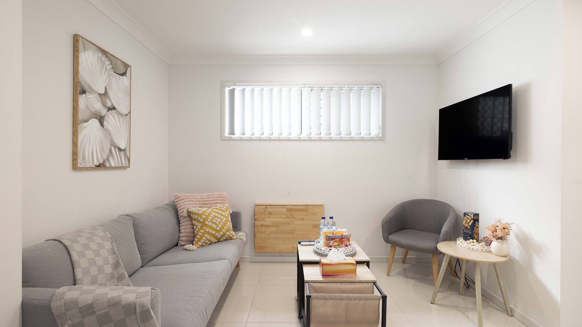 Rocklea Apartment | 1 Bdr Apt! GST Credits! Undercover Parking! 439AF1