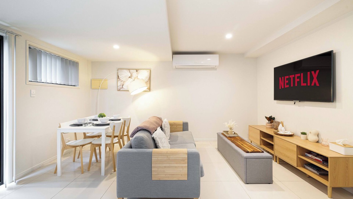 Sunnybank Apartment | 1 Bdr Apt! Train! Parking! Restaurants! 2144D1
