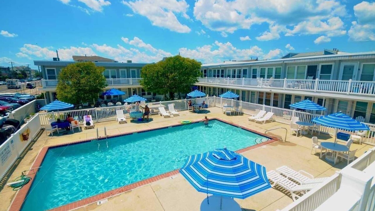 Brigantine Condo | 1 Bdrm Bch Blk Condo w pool, 1st Fl - 600 ft fr beach -Tags and chairs included!