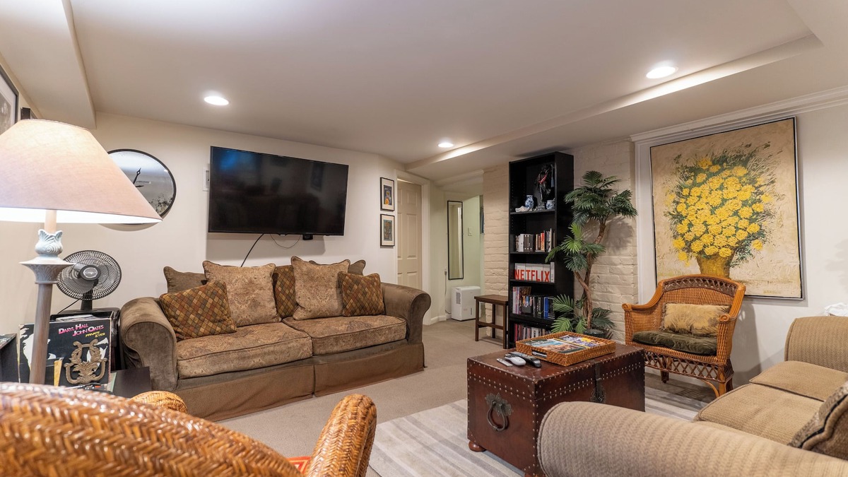 Audubon Apartment | #1 Beautiful 2 BR Suite Uptown Audubon Riverside