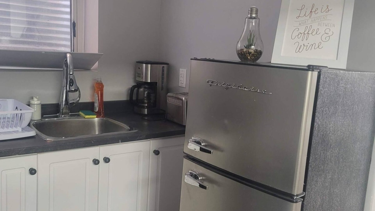 Lisgar Apartment | 1 Bed 1 Bath basement Apartment walking distance to major Go station