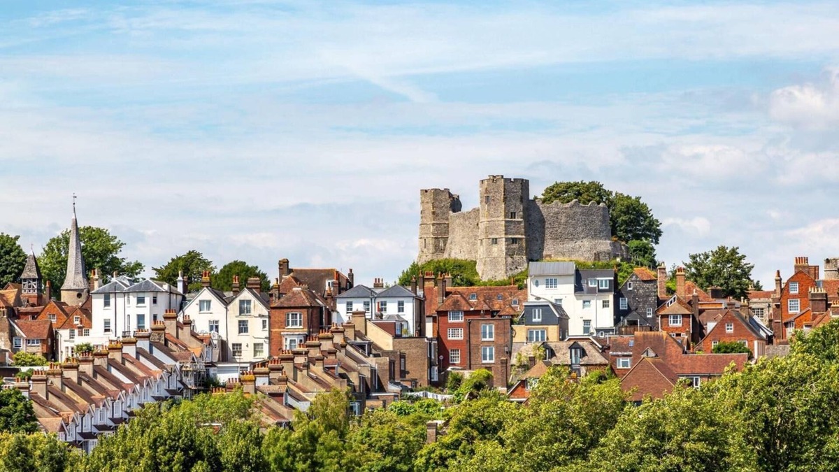 Lewes Apartment | 1-Bed Apartment in Lewes located near town centre!