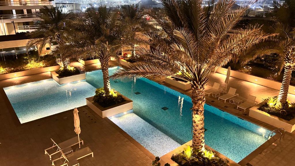 Saadiyat Cultural District Apartment | 1-Bed Loft with Pool View