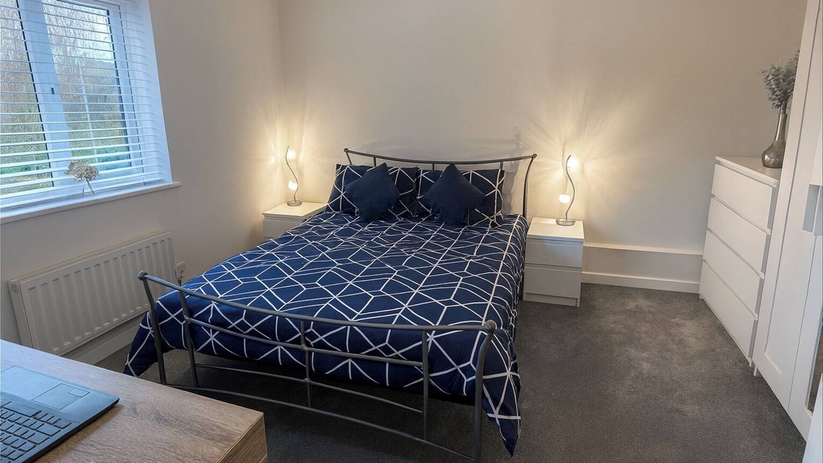 East Hagbourne House | 1 Bed-Sleeps 4-Garden-Free Parking
