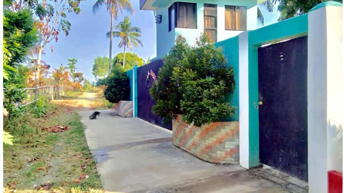 San Remigio Bed & Breakfast | 1 Bed with full bath AC, Rooftop and walking distance to beach