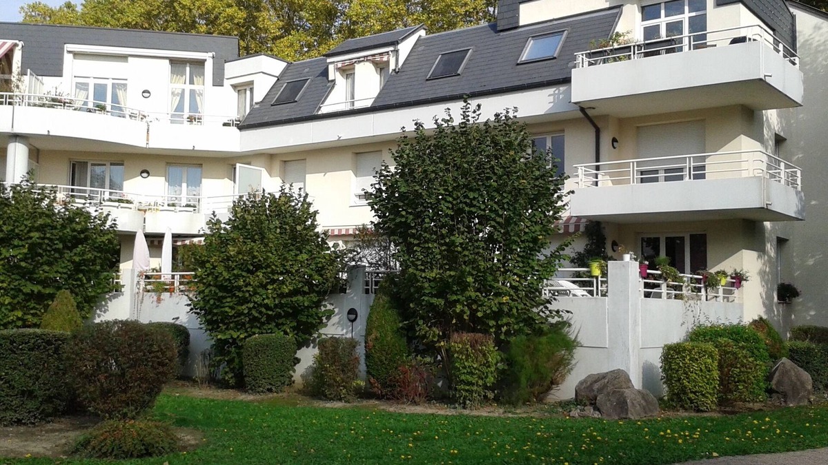 Illkirch-Graffenstaden Apartment | 1 Bedroom Apartment in Illkirch-Graffenstaden